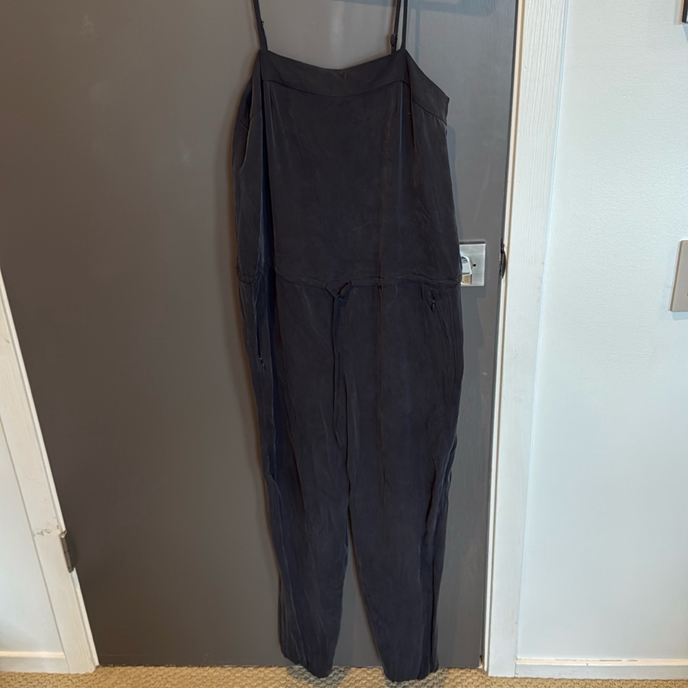 Kit and Ace romper size small